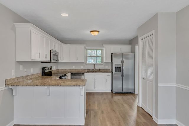 212 Robert Ave, White House, TN 37188