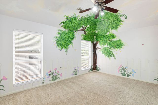 810 Pennsylvania Avenue, Kennedale, TX 76060