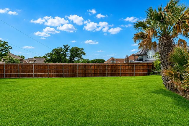 810 Pennsylvania Avenue, Kennedale, TX 76060