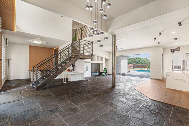 810 Pennsylvania Avenue, Kennedale, TX 76060