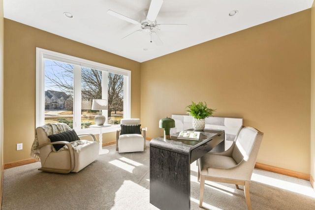 2631 Hawk Hill Lane SW, Rochester, MN 55902