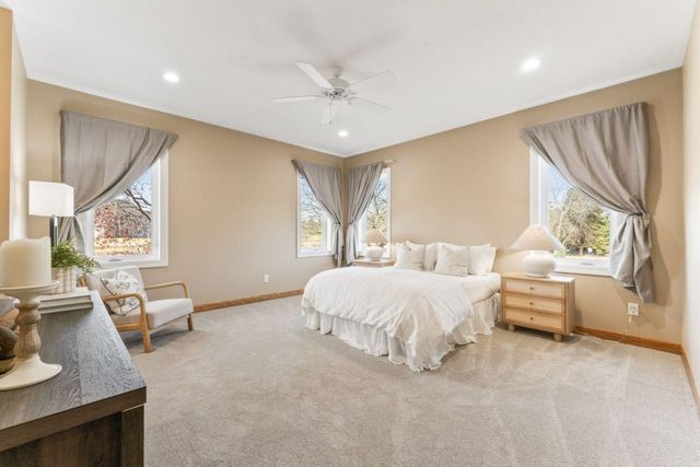 2631 Hawk Hill Lane SW, Rochester, MN 55902