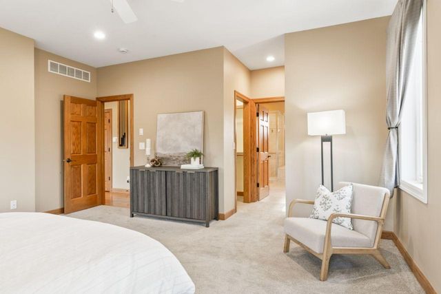 2631 Hawk Hill Lane SW, Rochester, MN 55902