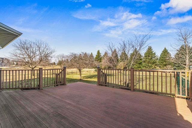 2631 Hawk Hill Lane SW, Rochester, MN 55902
