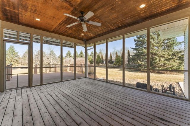 2631 Hawk Hill Lane SW, Rochester, MN 55902