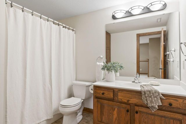 2631 Hawk Hill Lane SW, Rochester, MN 55902