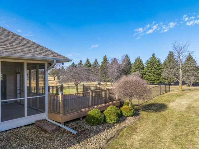 2631 Hawk Hill Lane SW, Rochester, MN 55902