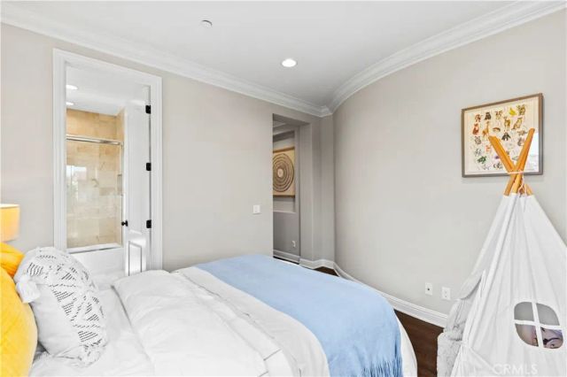 121 PANORAMA, Irvine, CA 92618