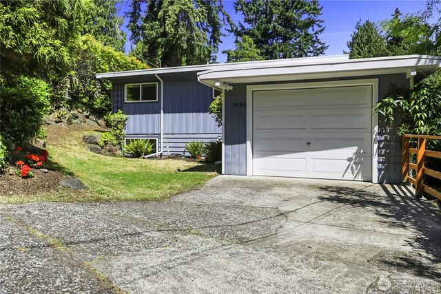 1542 NE 96th Street, Seattle, WA 98115