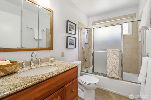 1542 NE 96th Street, Seattle, WA 98115