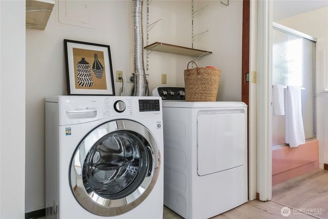 1542 NE 96th Street, Seattle, WA 98115
