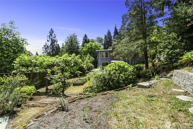 1542 NE 96th Street, Seattle, WA 98115