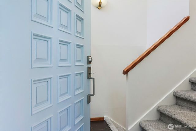 1542 NE 96th Street, Seattle, WA 98115