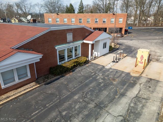 2911 Youngstown Road SE, Warren, OH 44484