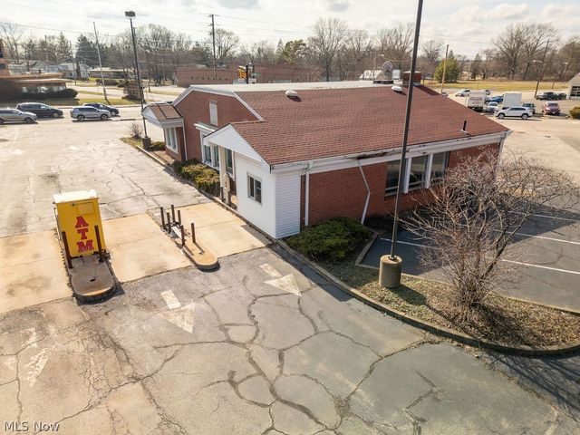 2911 Youngstown Road SE, Warren, OH 44484