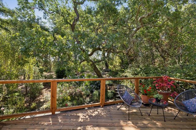163 Crescent Avenue, Portola Valley, CA 94028