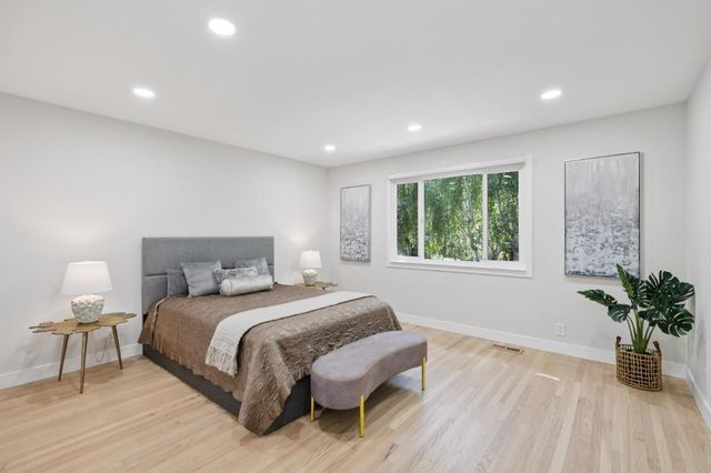 163 Crescent Avenue, Portola Valley, CA 94028