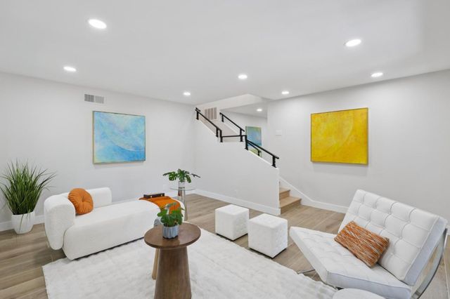163 Crescent Avenue, Portola Valley, CA 94028