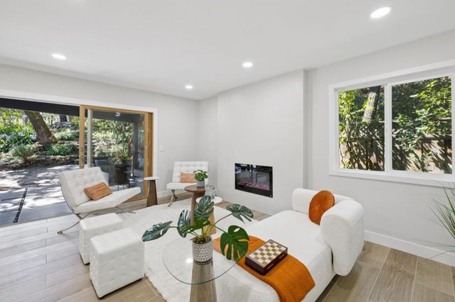 163 Crescent Avenue, Portola Valley, CA 94028