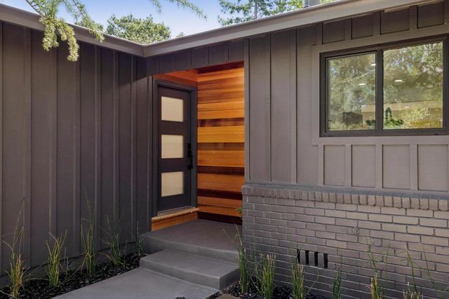 163 Crescent Avenue, Portola Valley, CA 94028