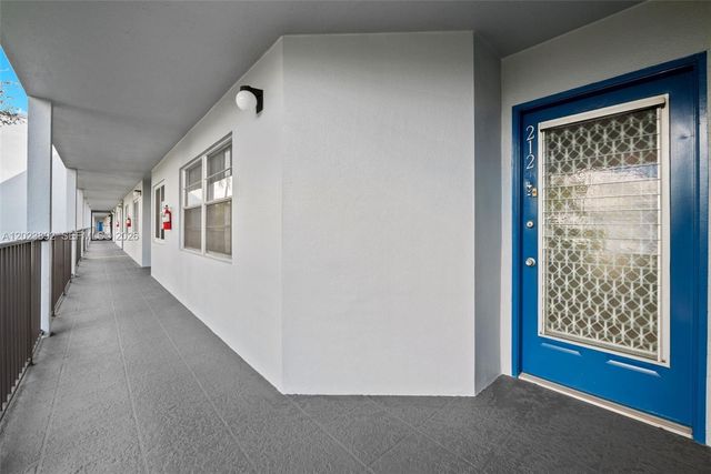 12600 SW 5th Court 212L, Pembroke Pines, FL 33027