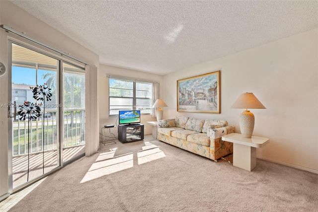 12600 SW 5th Court 212L, Pembroke Pines, FL 33027