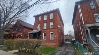 110 Babcock Street 3rd flr, Hartford, CT 06106