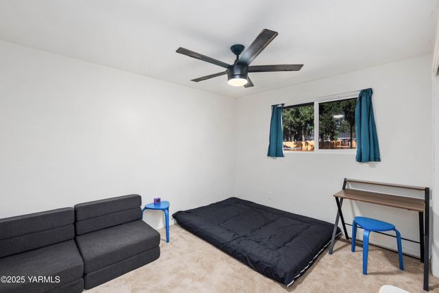 9808 SW Lawndale Ave, Lakewood, WA 98498
