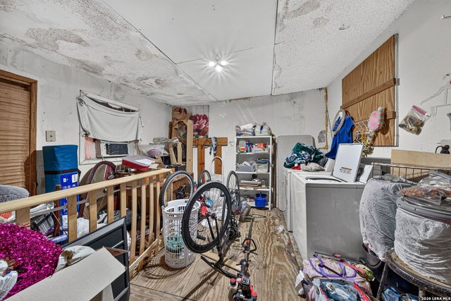 2319 Valencia, San Antonio, TX 78237