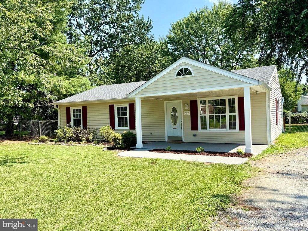 105 WALNUT DR, Fredericksburg, VA 22405