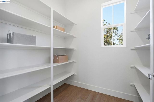 37784 Taro Ter, Newark, CA 94560