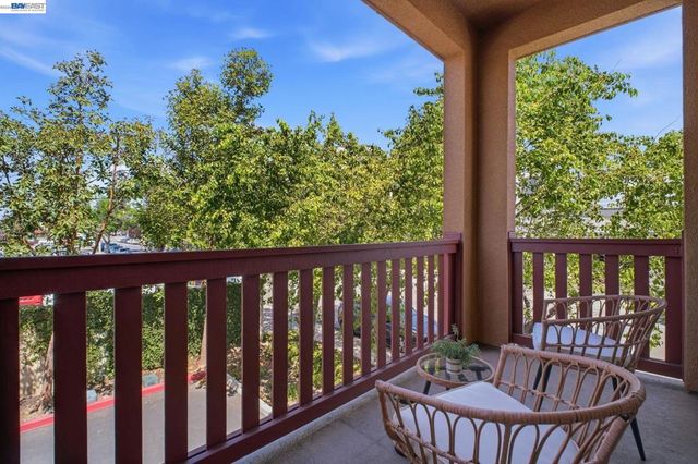 37784 Taro Ter, Newark, CA 94560
