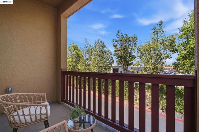37784 Taro Ter, Newark, CA 94560