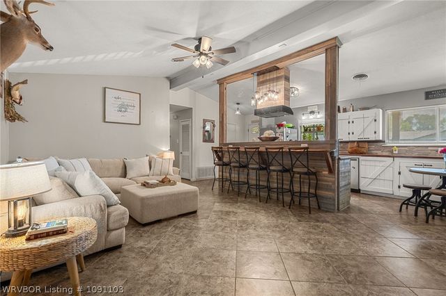 203 Amherst Circle, Fort Smith, AR 72908