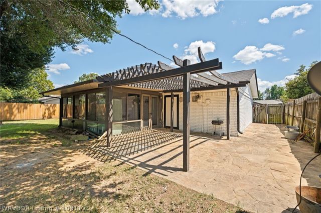 203 Amherst Circle, Fort Smith, AR 72908