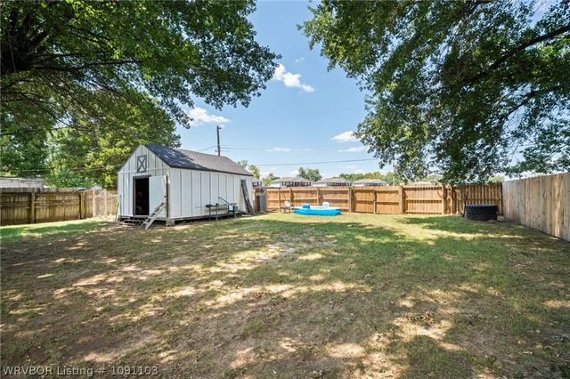 203 Amherst Circle, Fort Smith, AR 72908