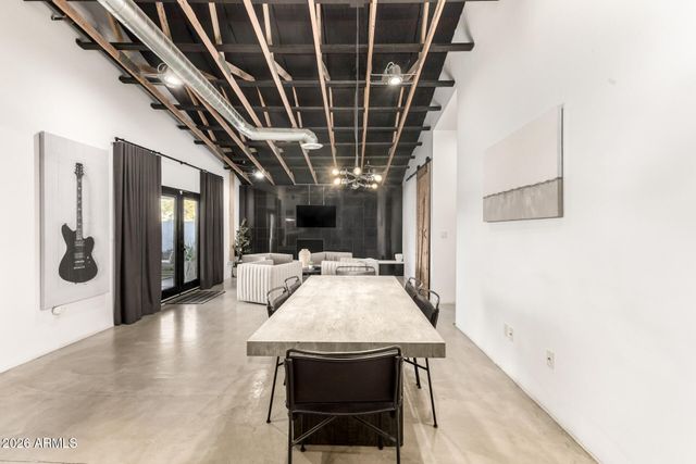 6444 E OAK Street, Scottsdale, AZ 85257