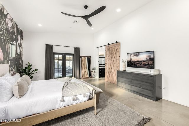 6444 E OAK Street, Scottsdale, AZ 85257