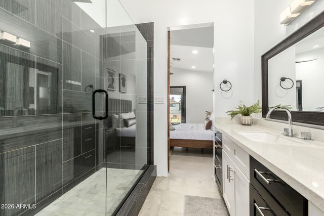 6444 E OAK Street, Scottsdale, AZ 85257