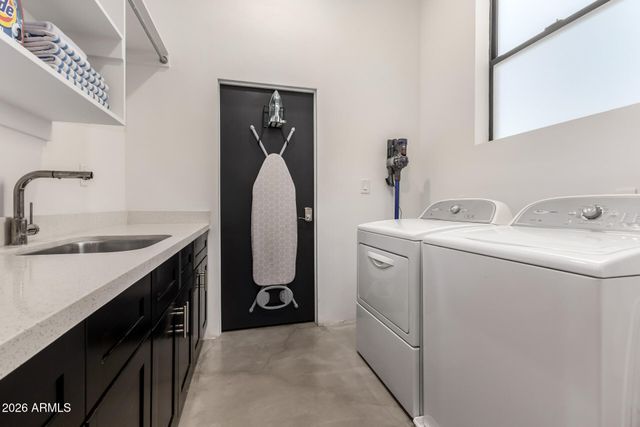 6444 E OAK Street, Scottsdale, AZ 85257