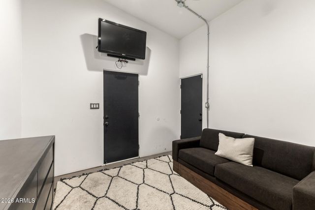 6444 E OAK Street, Scottsdale, AZ 85257