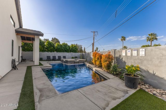 6444 E OAK Street, Scottsdale, AZ 85257