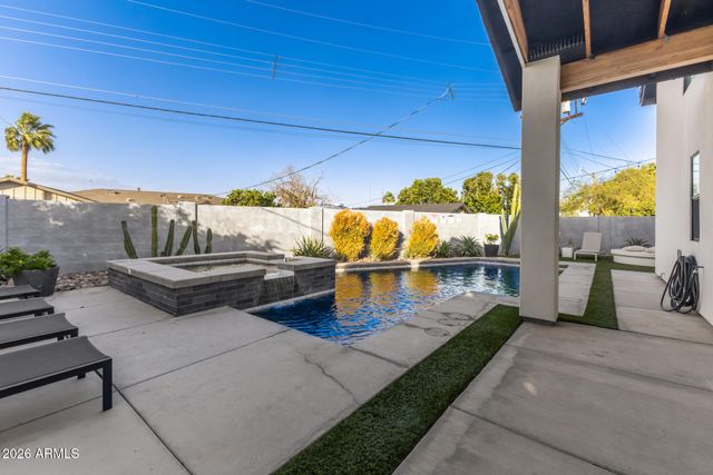 6444 E OAK Street, Scottsdale, AZ 85257