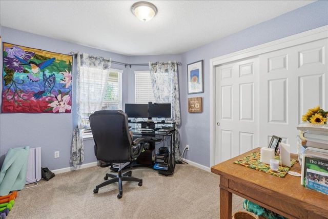 4072 Alex Ln, Carmichael, CA 95608