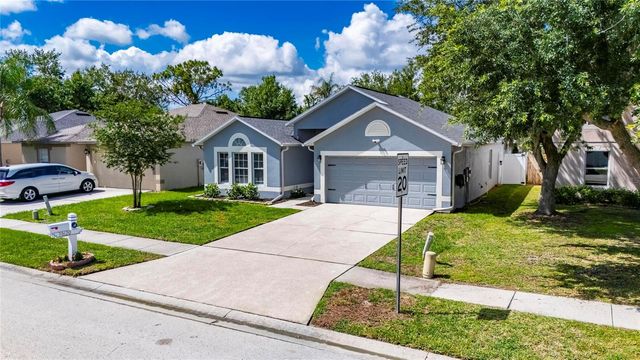 31620 LOCH ALINE DRIVE, Wesley Chapel, FL 33545