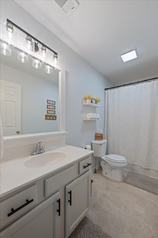 1902 Baileys Trace Dr, Spring Hill, TN 37174