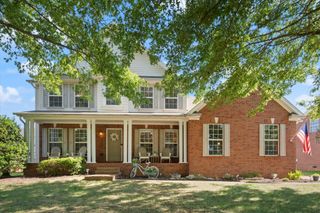 1902 Baileys Trace Dr, Spring Hill, TN 37174