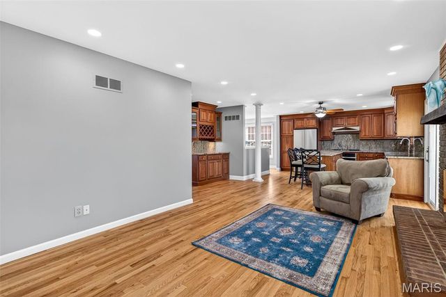 5150 Olde Silver Place, Unincorporated, MO 63128