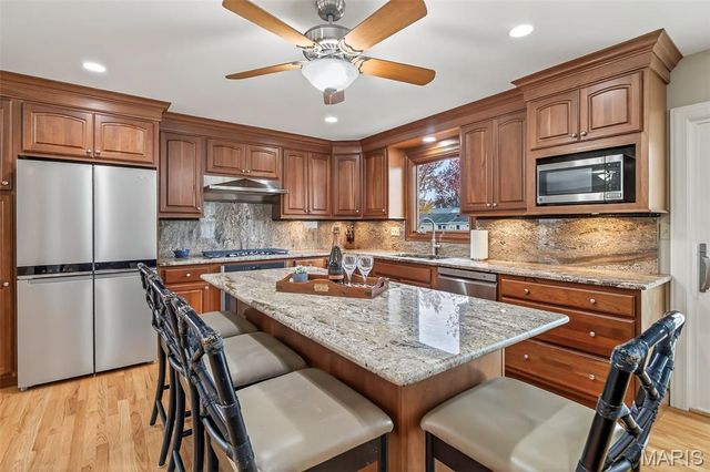 5150 Olde Silver Place, Unincorporated, MO 63128