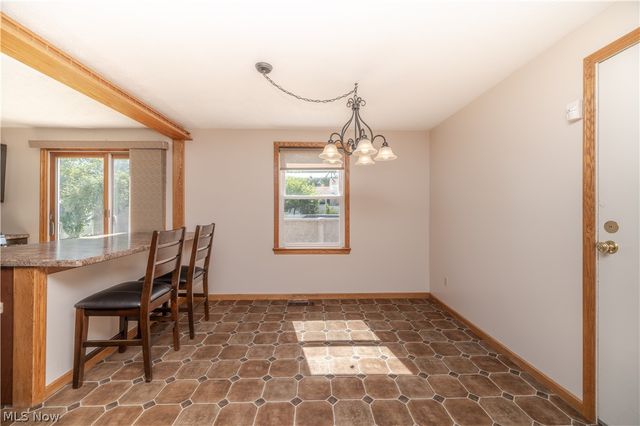 814 Illinois Avenue, Mcdonald, OH 44437